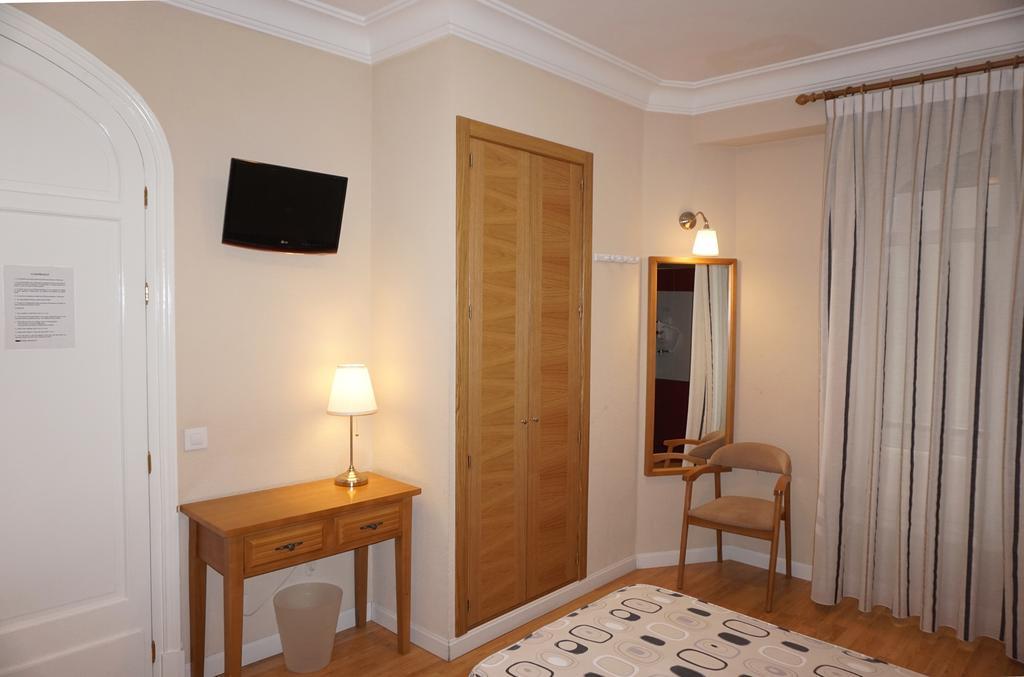Hotel Santillan II Madrid Pokoj fotografie